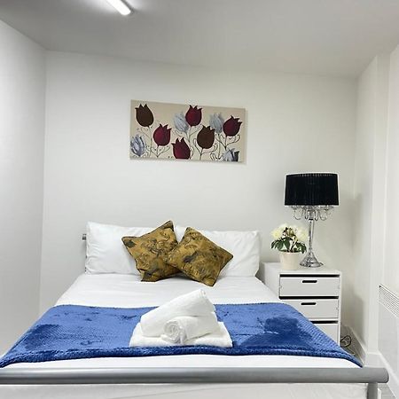Wharf Inn Premier Apartment Central Manchester - Free Private Parking Экстерьер фото