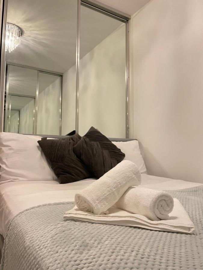 Wharf Inn Premier Apartment Central Manchester - Free Private Parking Экстерьер фото
