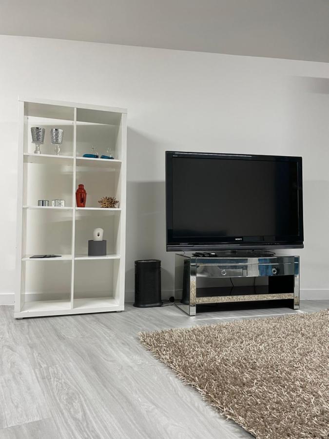 Wharf Inn Premier Apartment Central Manchester - Free Private Parking Экстерьер фото